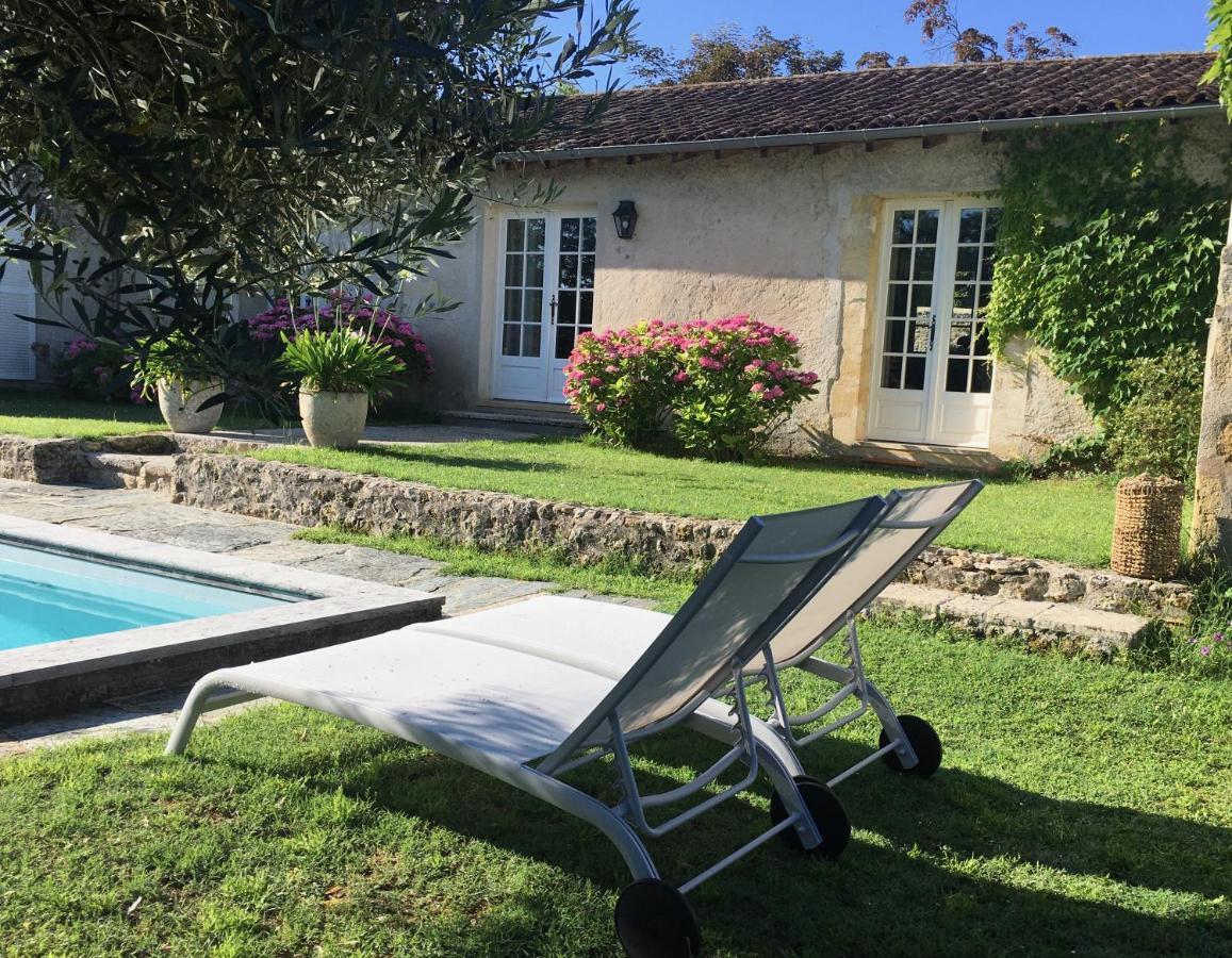 Le Domaine De Camblanes Hotel Exterior photo